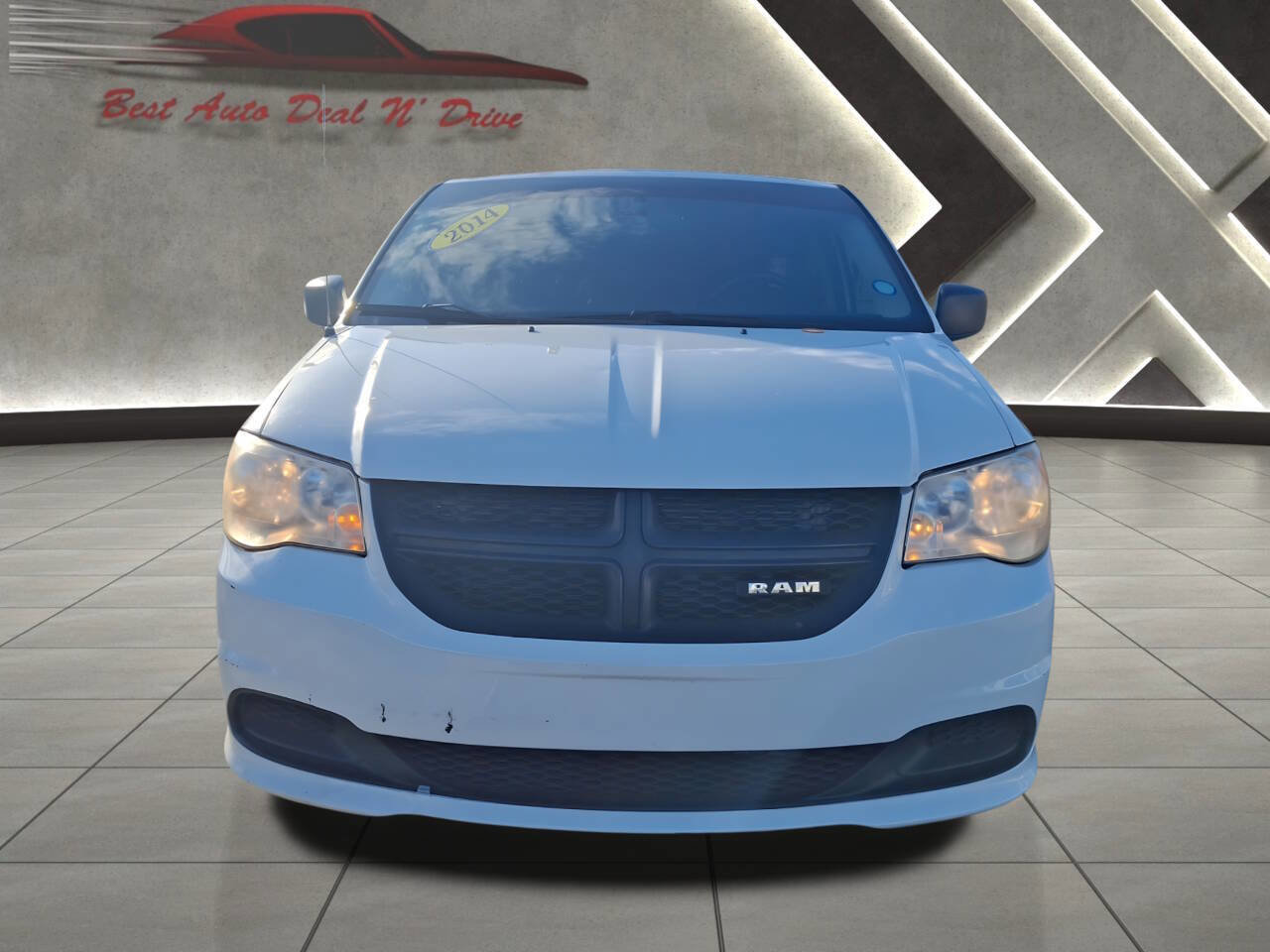 Used 2014 RAM C/V Tradesman image 3