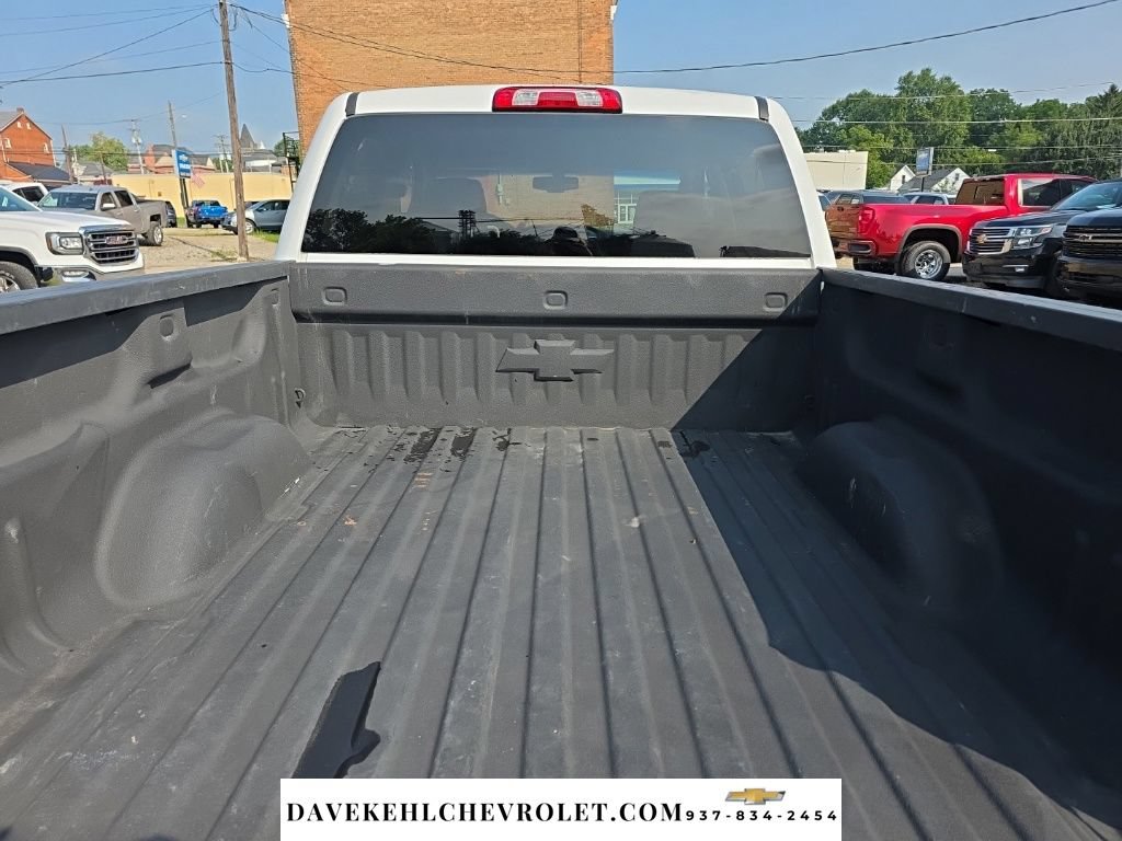 Used 2018 Chevrolet Silverado 1500 LT w/ Trailering Package AWD/4WD image 25