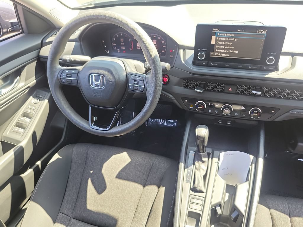 Certified 2023 Honda Accord EX image 11