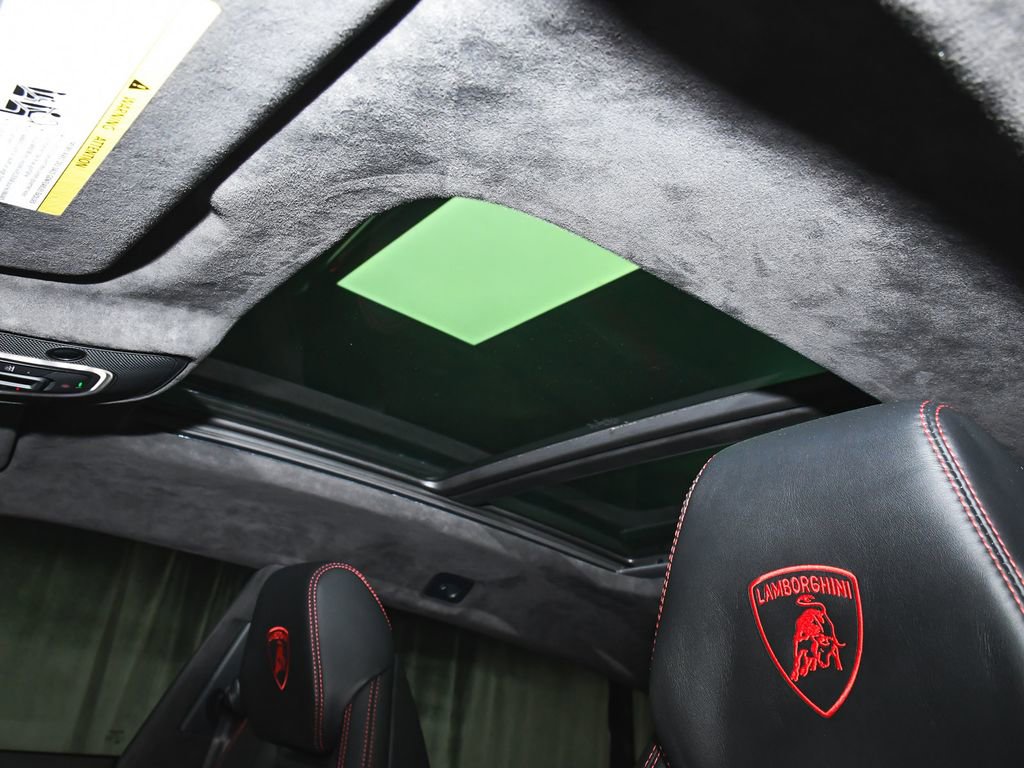 Used 2022 Lamborghini Urus AWD/4WD image 57