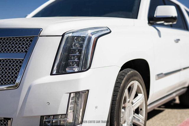 Used 2017 Cadillac Escalade Platinum AWD/4WD image 70