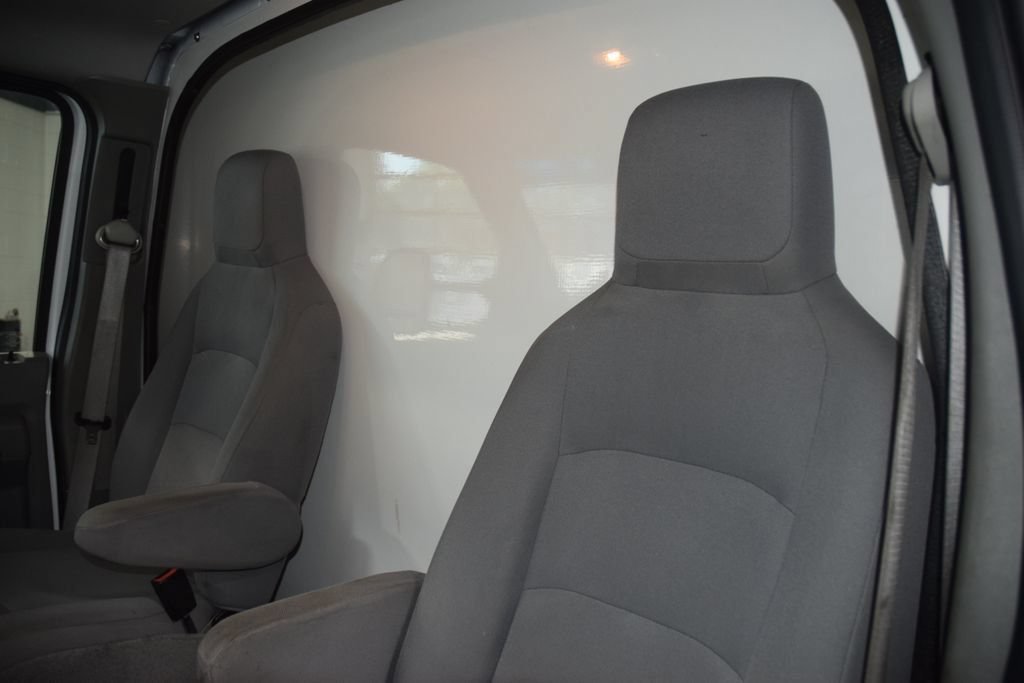Used 2023 Ford E-450 and Econoline 450 Super Duty w/ Power Windows & Locks Group RWD image 30