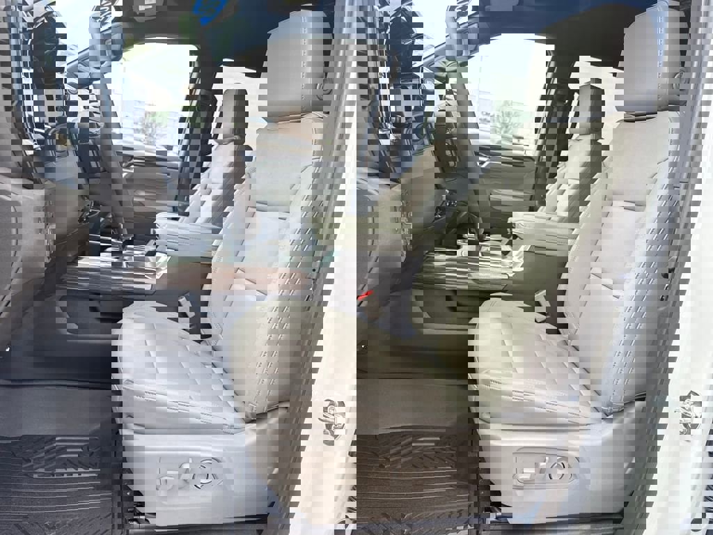 New 2026 Chevrolet Silverado 1500 LT image 22