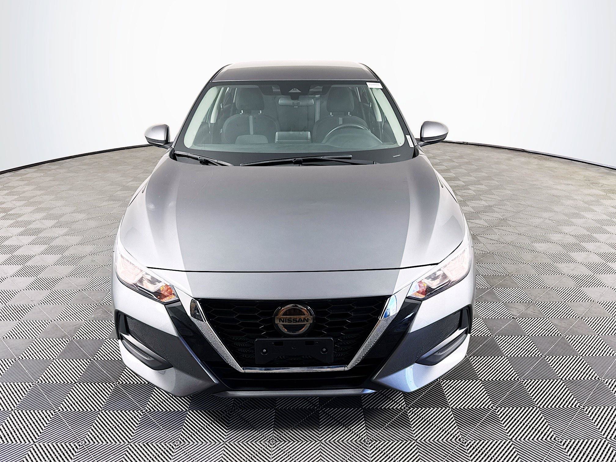 Used 2023 Nissan Sentra SV FWD image 2