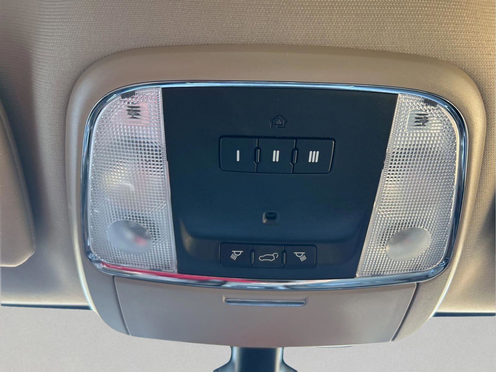 Certified 2017 Jeep Grand Cherokee Limited image 24