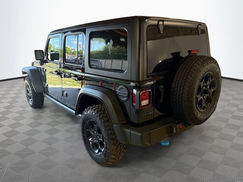 Used 2023 Jeep Wrangler Unlimited w/ Cold Weather Group AWD/4WD image 8