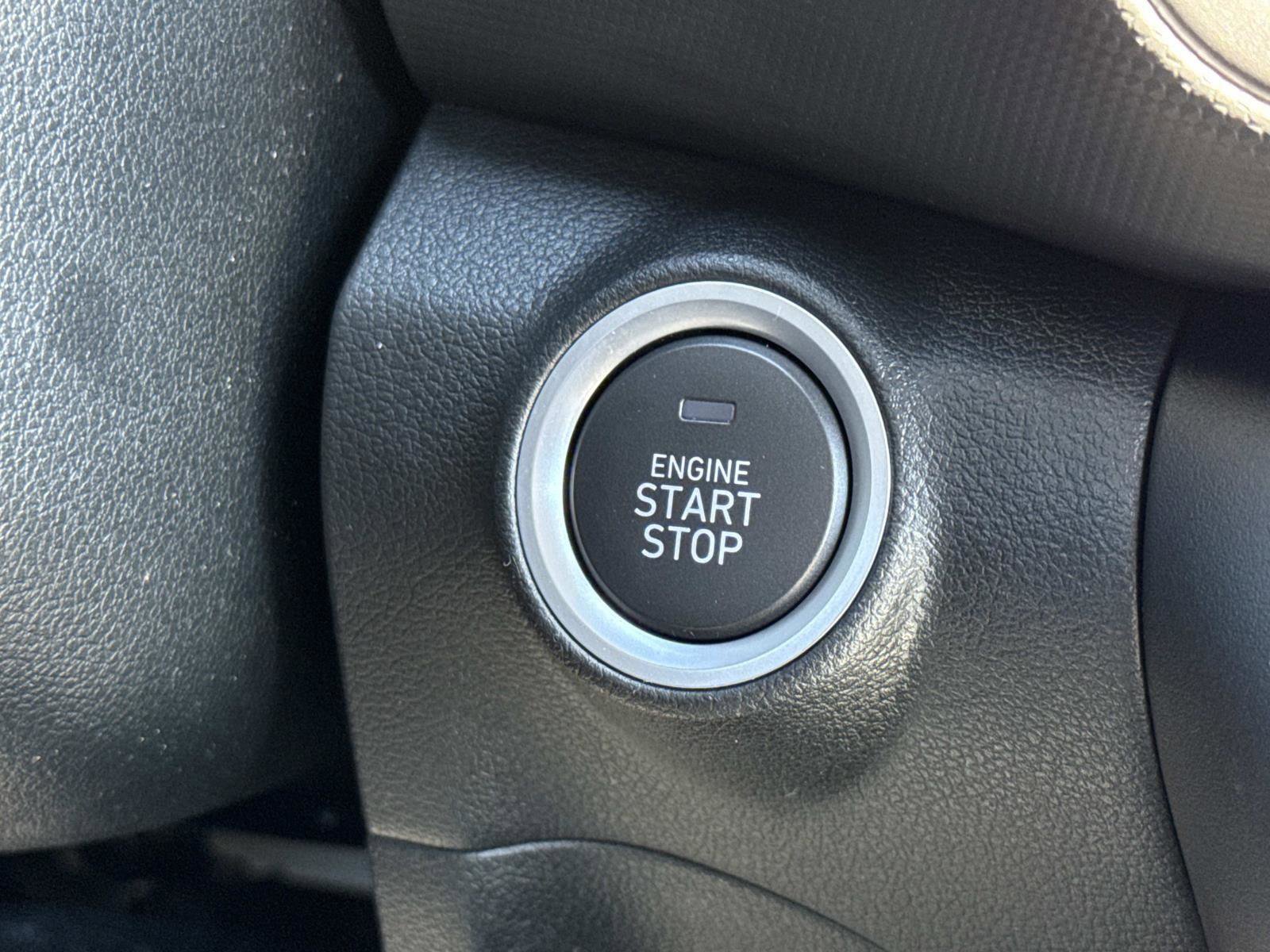 Certified 2023 Hyundai Kona SEL AWD/4WD image 15