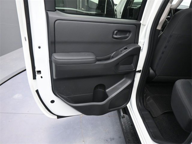 Used 2024 Nissan Frontier S image 15