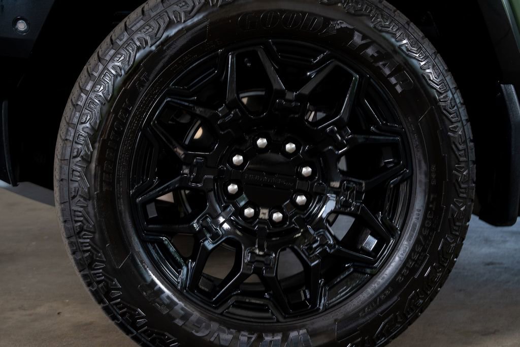 Used 2025 GMC Hummer EV 3X image 19