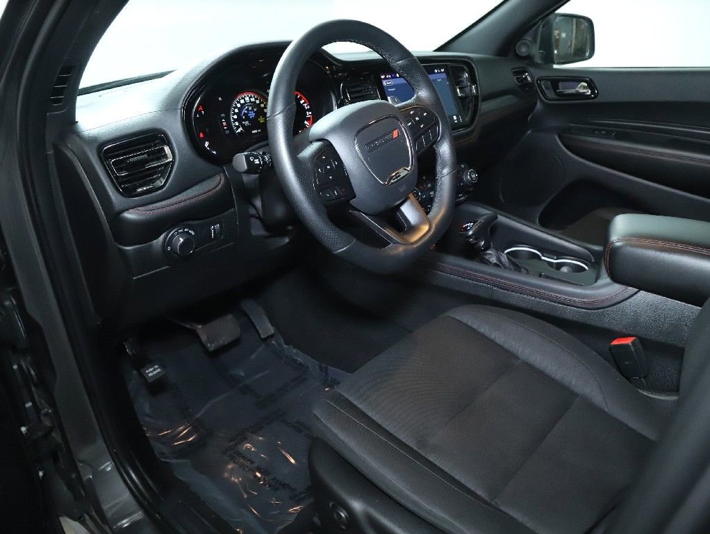 Used 2025 Dodge Durango GT image 17
