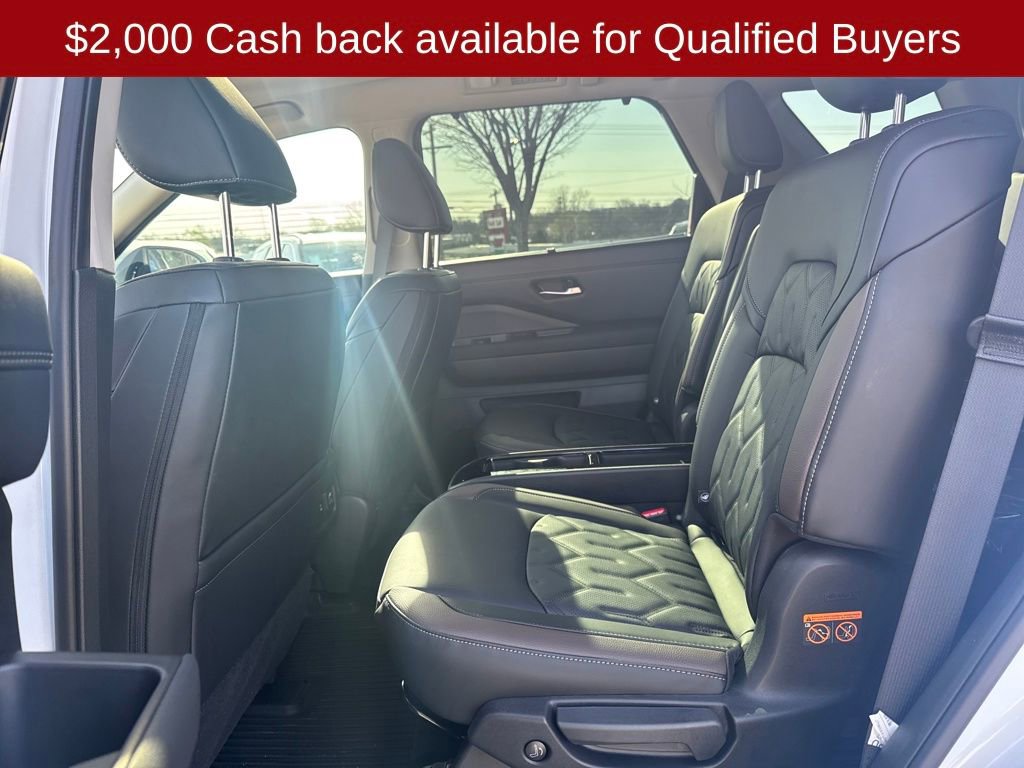 New 2026 Nissan Pathfinder Platinum image 26