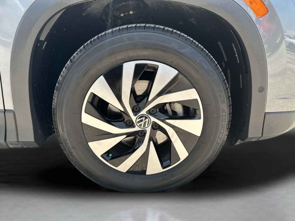 Used 2025 Volkswagen Tiguan S FWD image 44