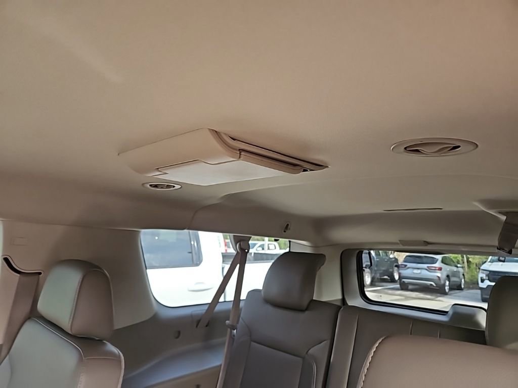 Used 2016 Chevrolet Suburban LTZ AWD/4WD image 18
