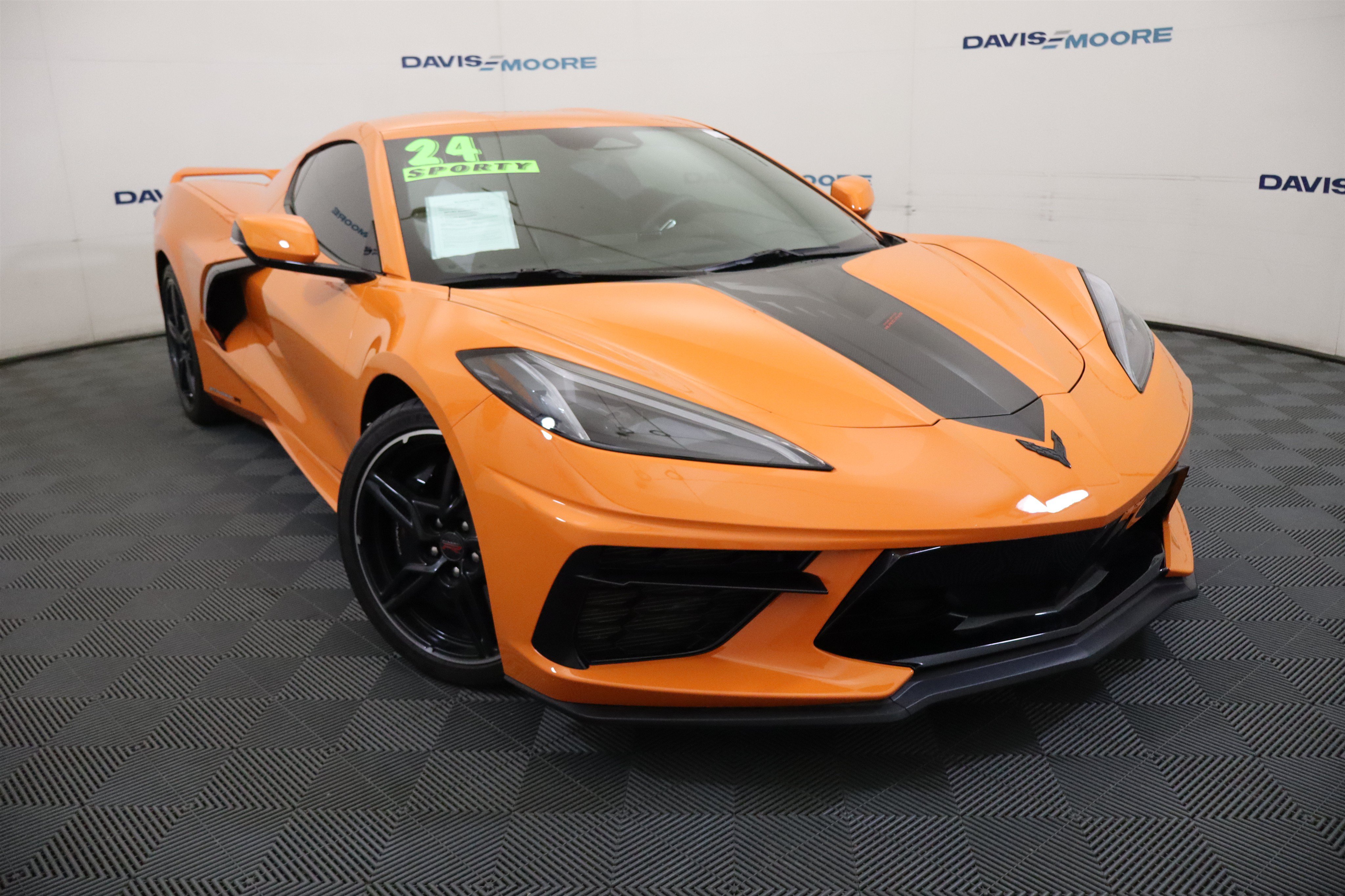 Used 2024 Chevrolet Corvette Stingray Coupe w/ Z51 Performance Package RWD image 2