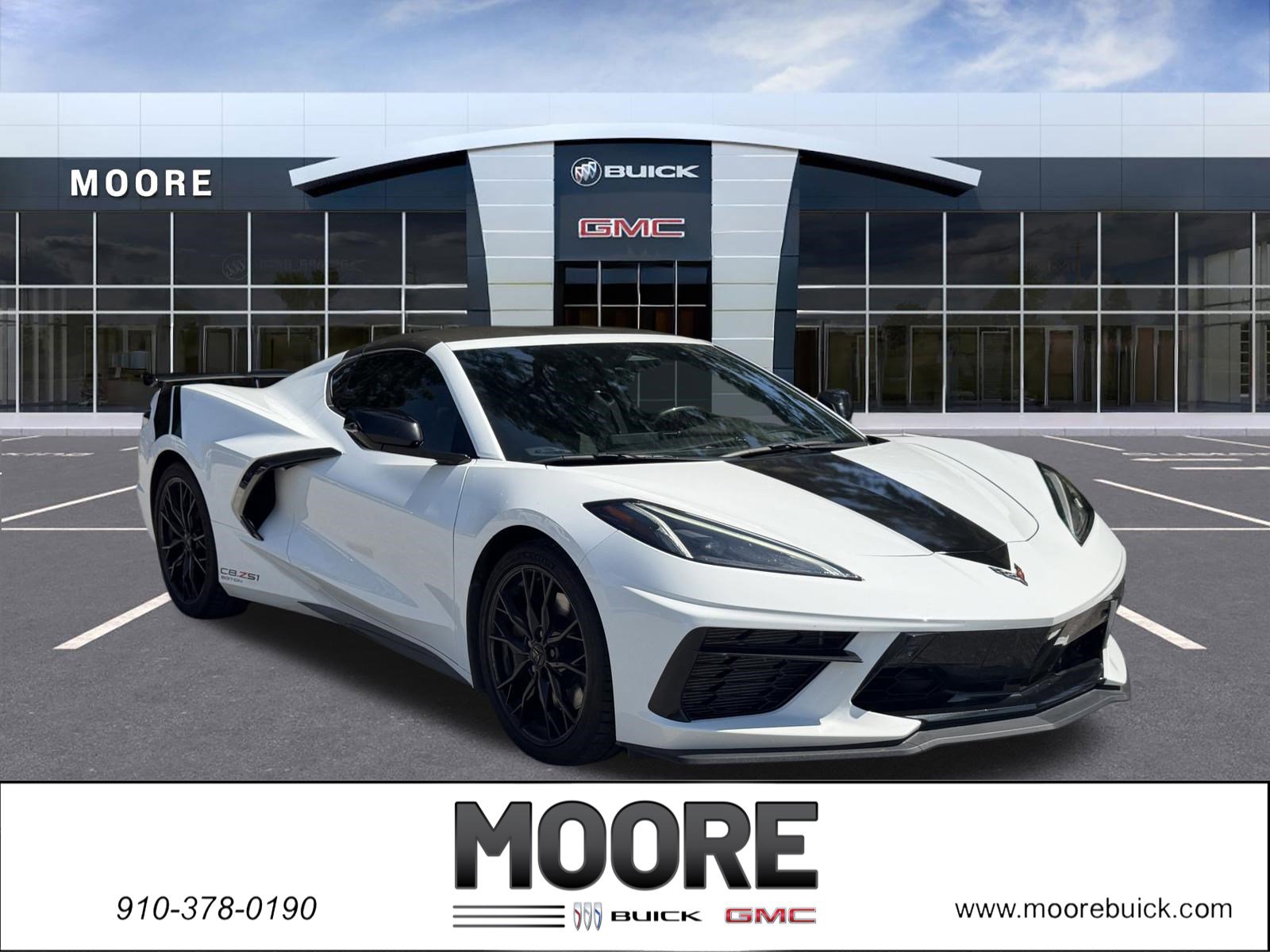 Used 2025 Chevrolet Corvette Stingray Preferred Cpe w/ Z51 Performance Package RWD image 1