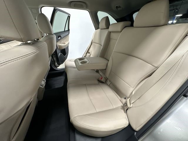 Used 2019 Subaru Outback 2.5i Limited w/ Popular Package #2 image 20