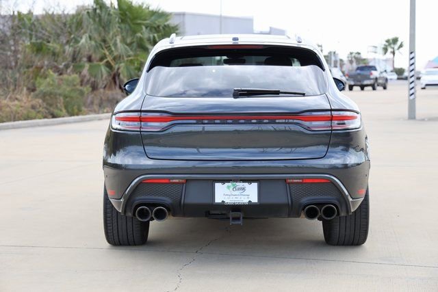 Used 2022 Porsche Macan image 7