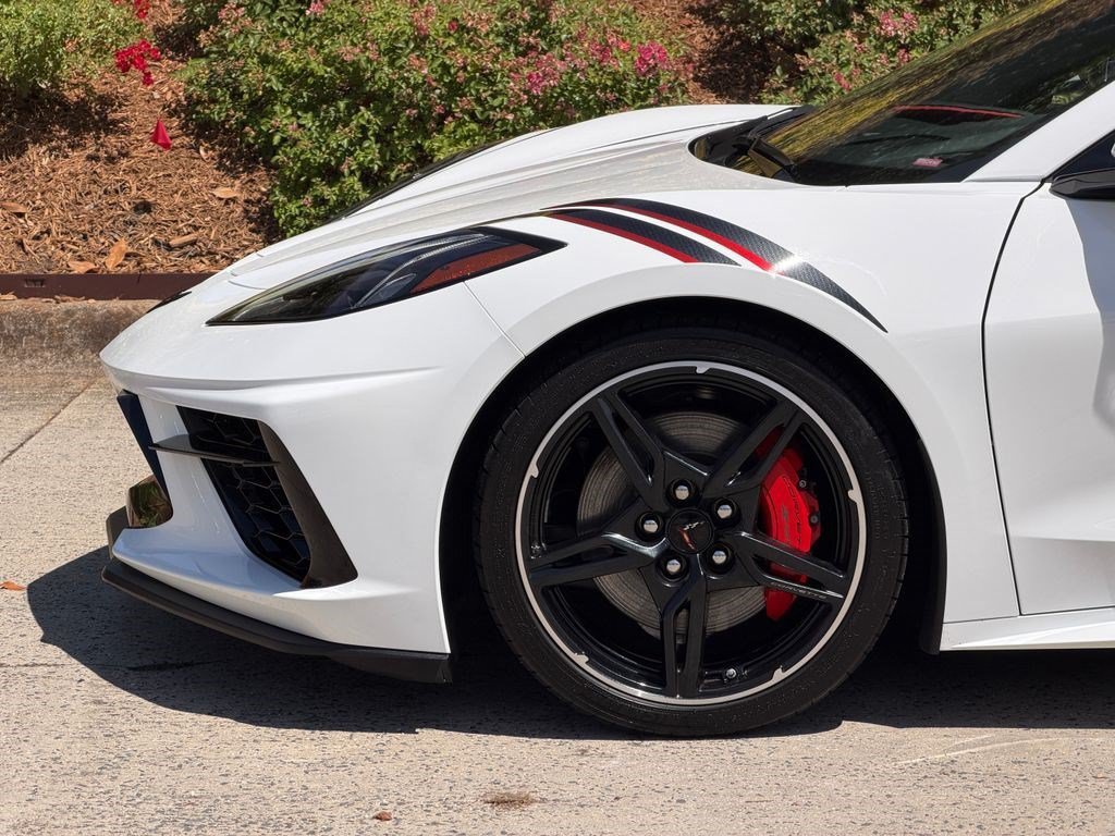 Used 2022 Chevrolet Corvette Stingray Preferred Cpe w/ Z51 Performance Package RWD image 11