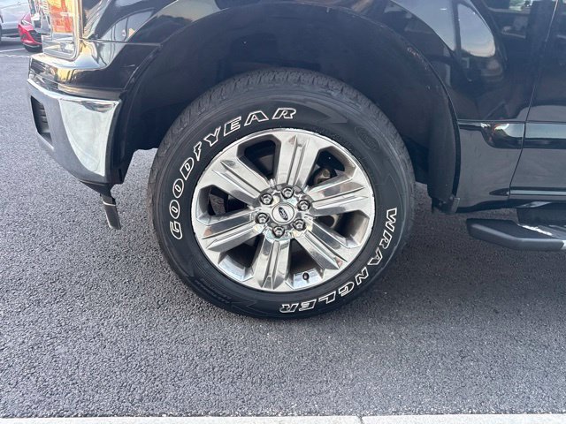 Used 2018 Ford F150 XLT w/ Equipment Group 302A Luxury AWD/4WD image 8