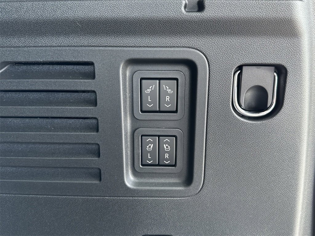 New 2025 Buick Enclave Sport Touring w/ Power Package image 36