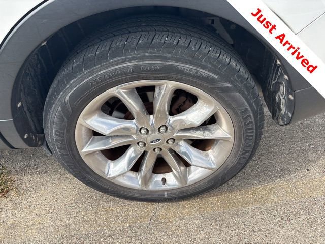 Used 2013 Ford Explorer XLT image 16