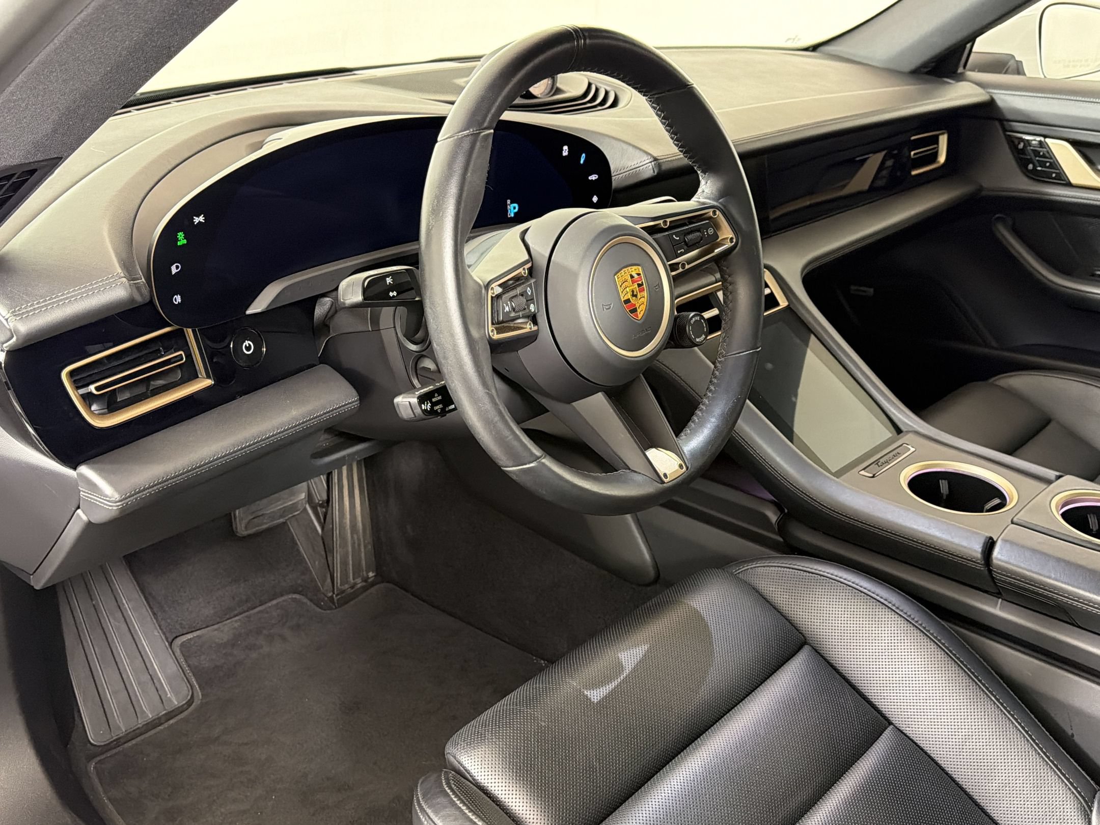 Certified 2020 Porsche Taycan 4S AWD/4WD image 4