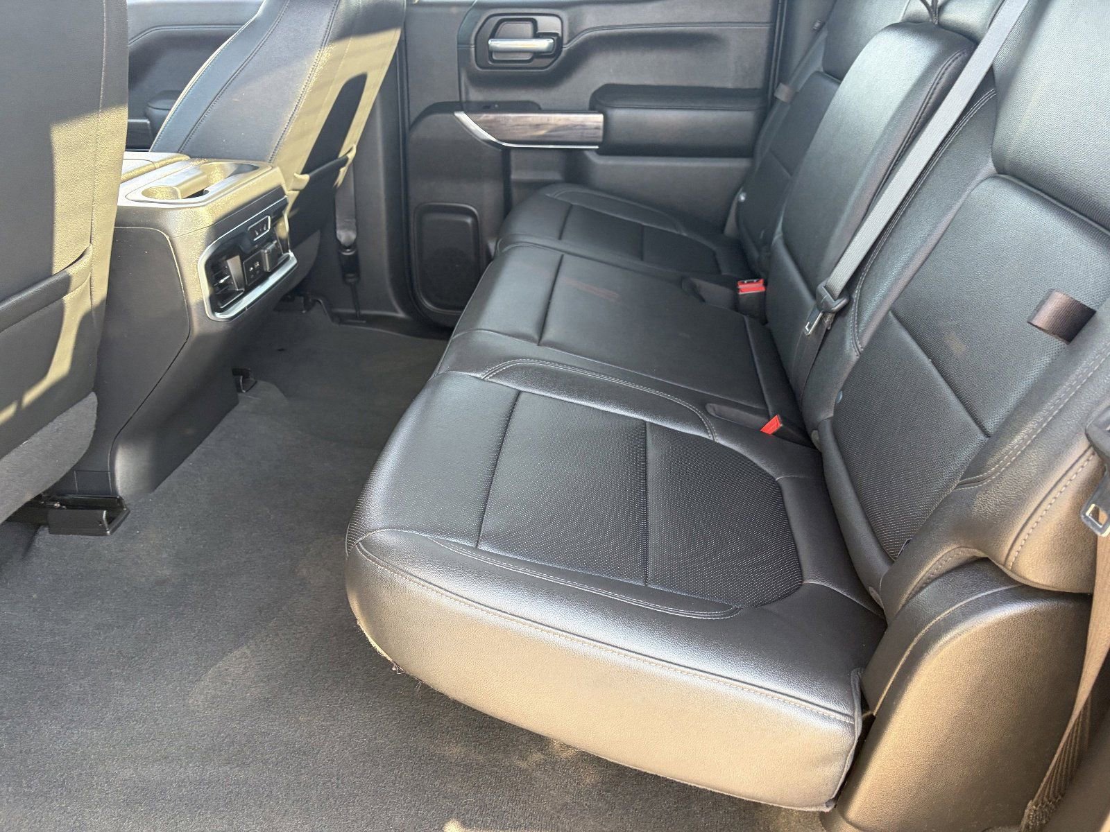 Used 2021 Chevrolet Silverado 1500 LTZ w/ Technology Package AWD/4WD image 18