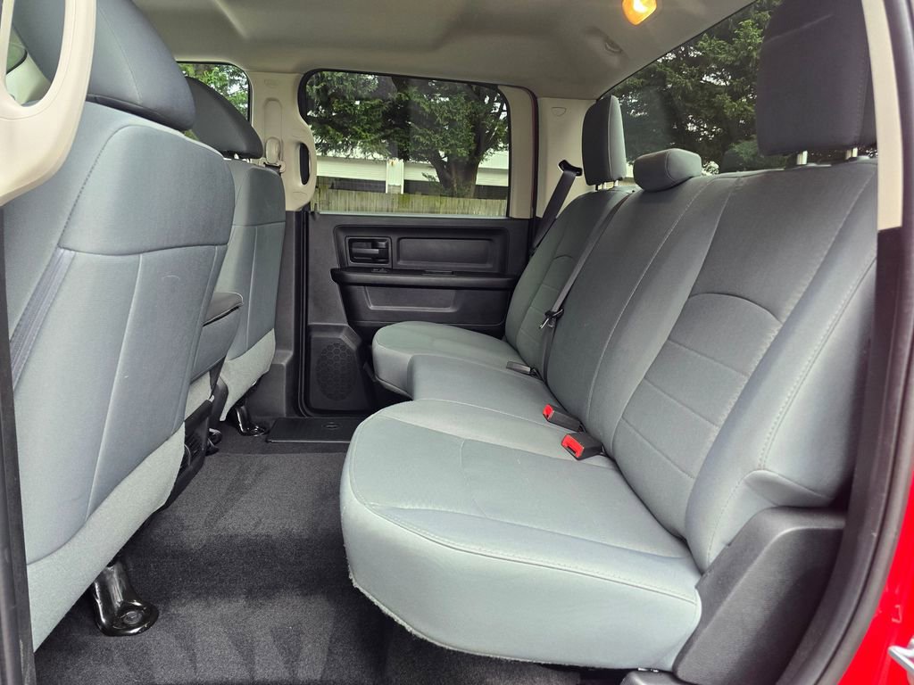 Used 2017 RAM 2500 Tradesman w/ Chrome Appearance Group AWD/4WD image 22