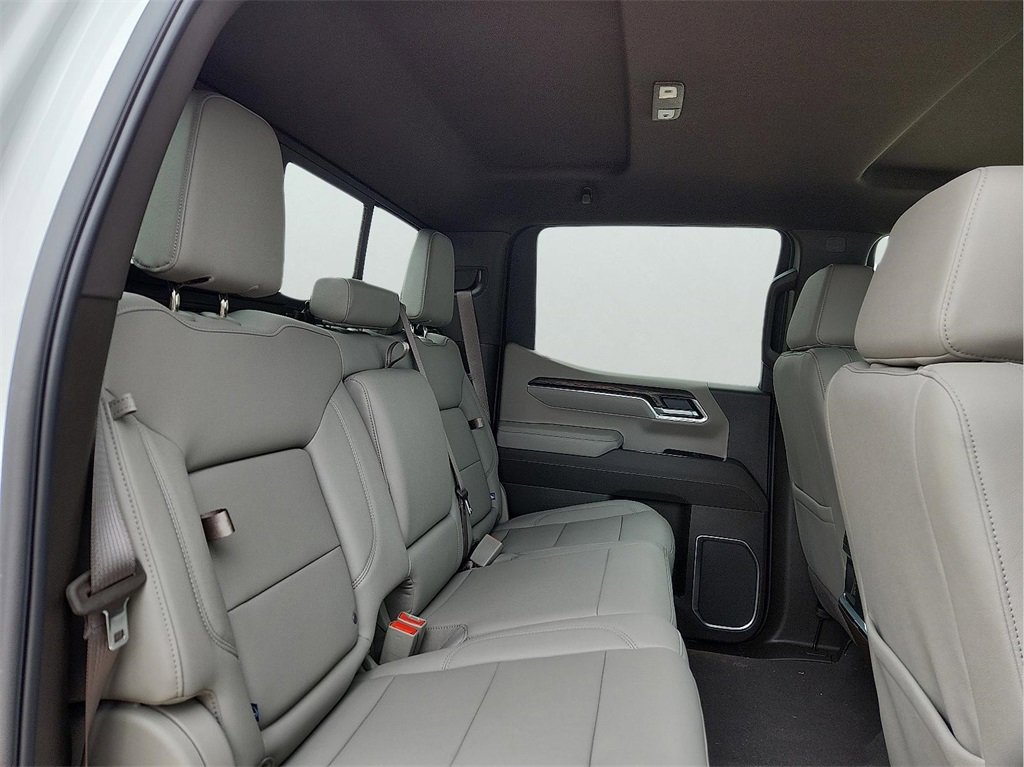 New 2025 GMC Sierra 1500 SLT image 18
