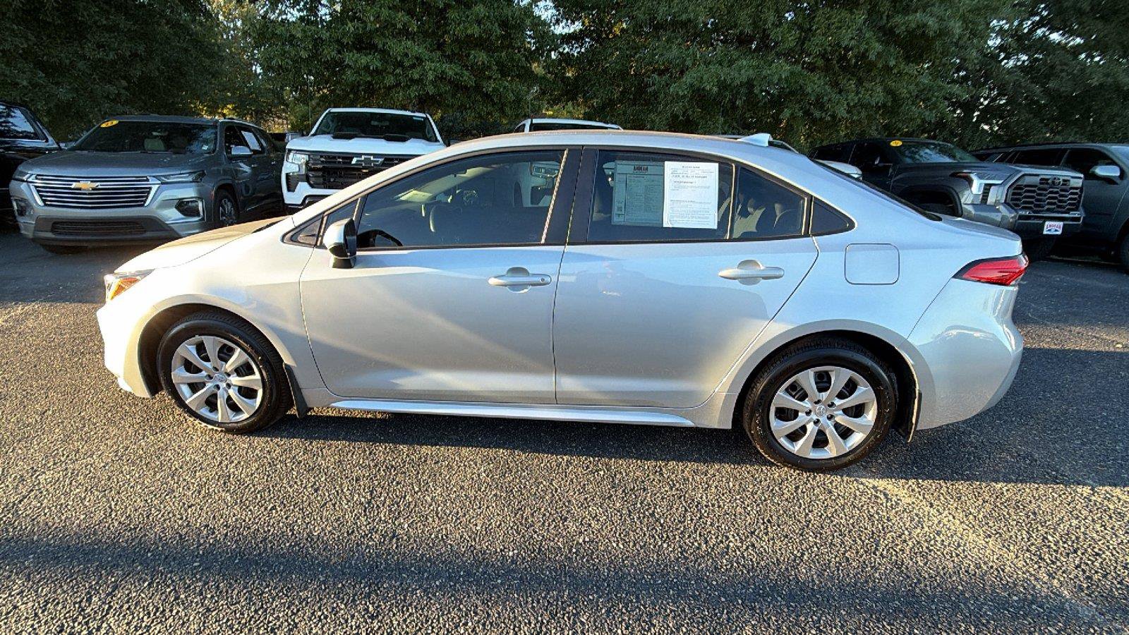 Used 2026 Toyota Corolla LE FWD image 11