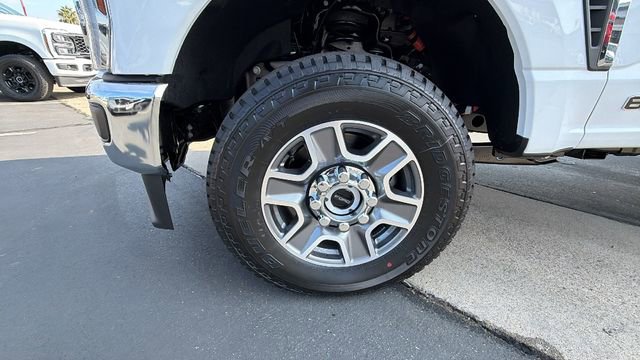 New 2026 Ford F350 Lariat w/ FX4 Off-Road Package image 10
