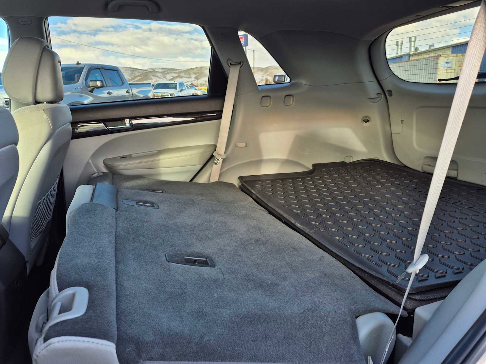 Used 2013 Kia Sorento LX w/ Convenience Pkg image 31