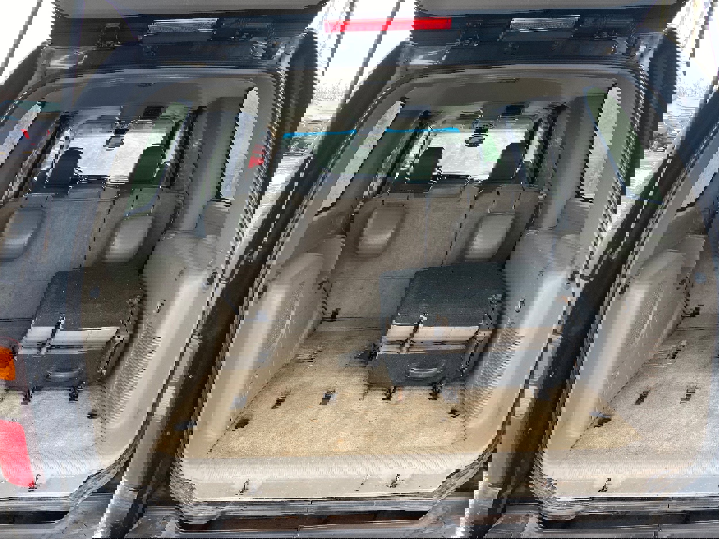 Used 2005 Chevrolet Tahoe LT w/ LT Preferred Equipment Group image 15