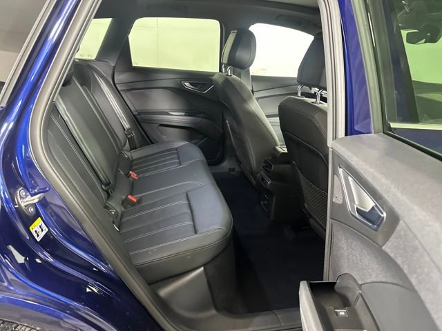 Used 2022 Audi Q4 e-tron Prestige image 27