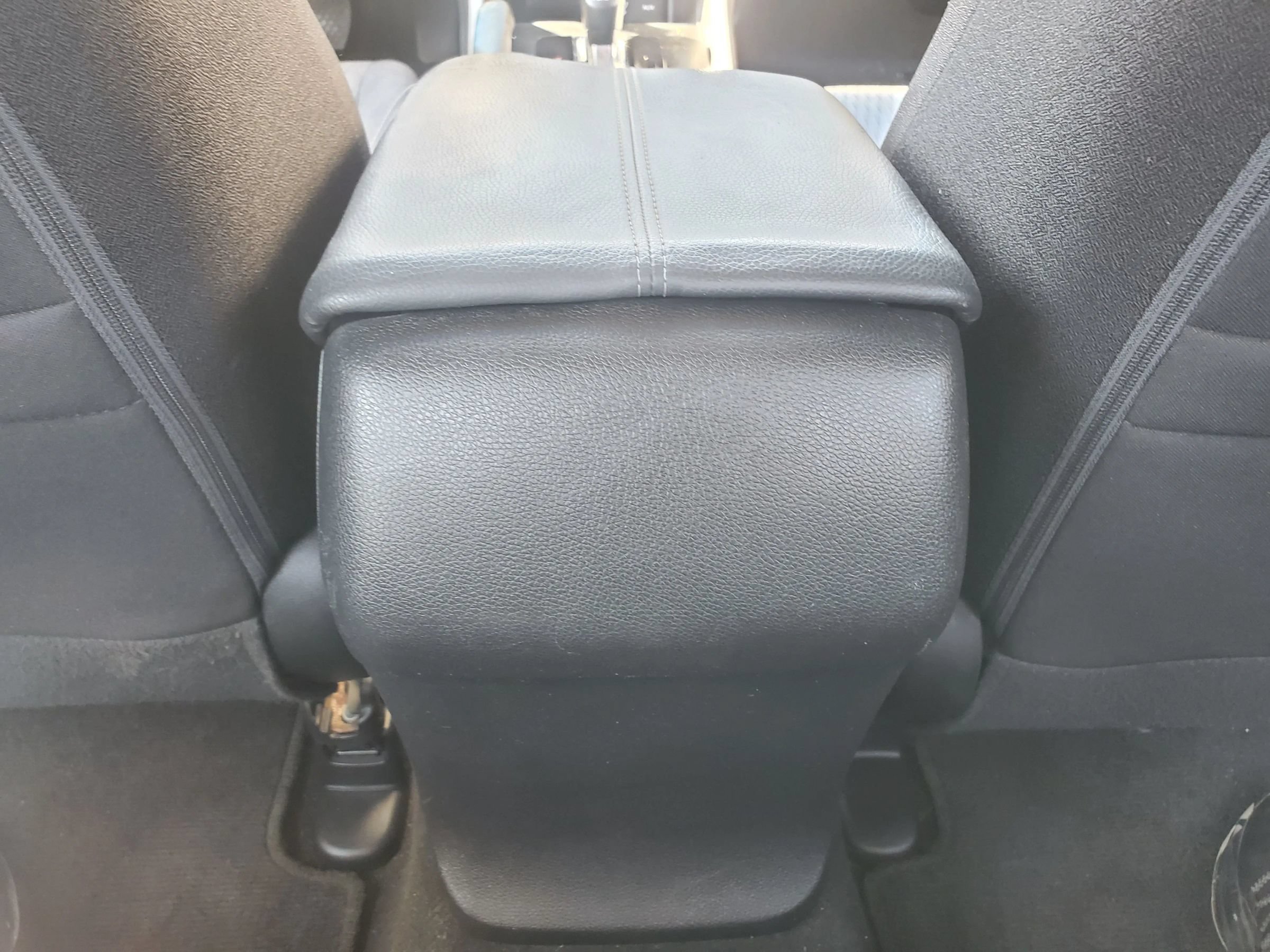 Used 2013 Honda Accord EX image 32
