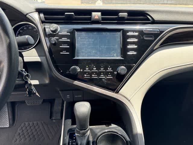 Used 2019 Toyota Camry LE FWD image 20