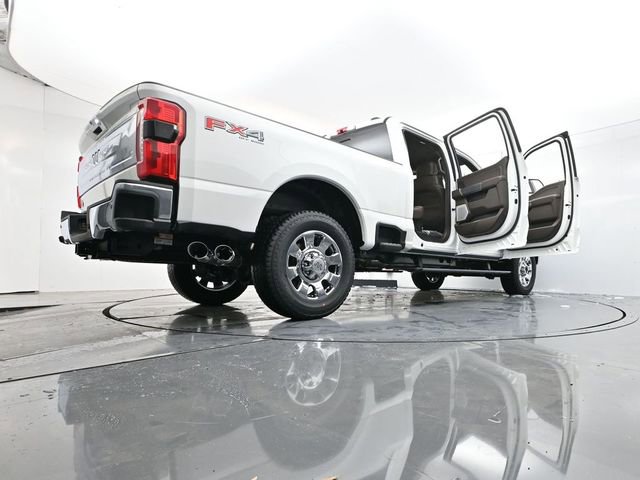 New 2026 Ford F350 King Ranch w/ Chrome Package image 40