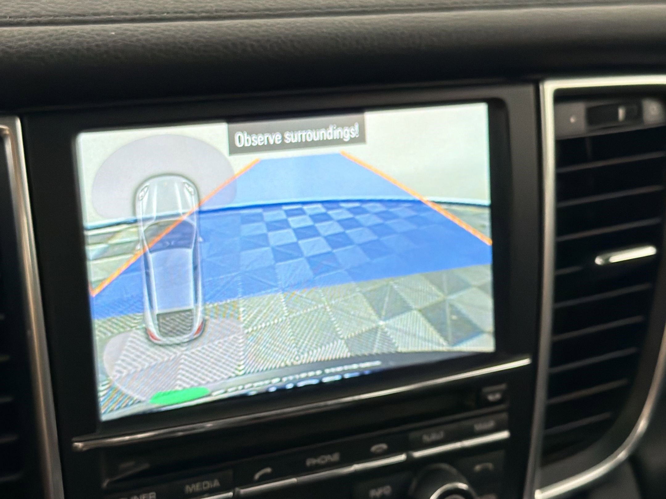 Used 2016 Porsche Panamera S image 25