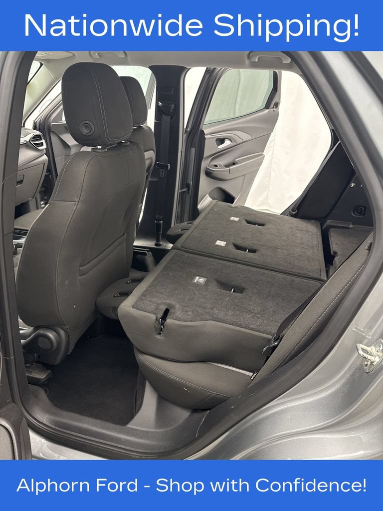 Used 2025 Chevrolet TrailBlazer LT AWD/4WD image 36