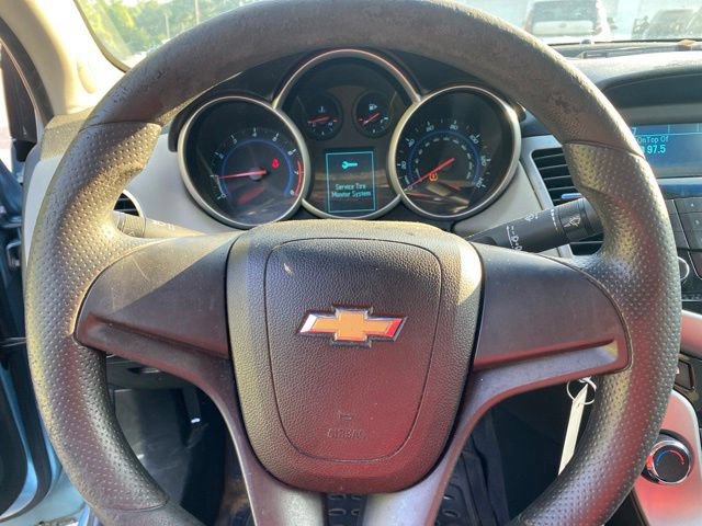 Used 2012 Chevrolet Cruze LS FWD image 17