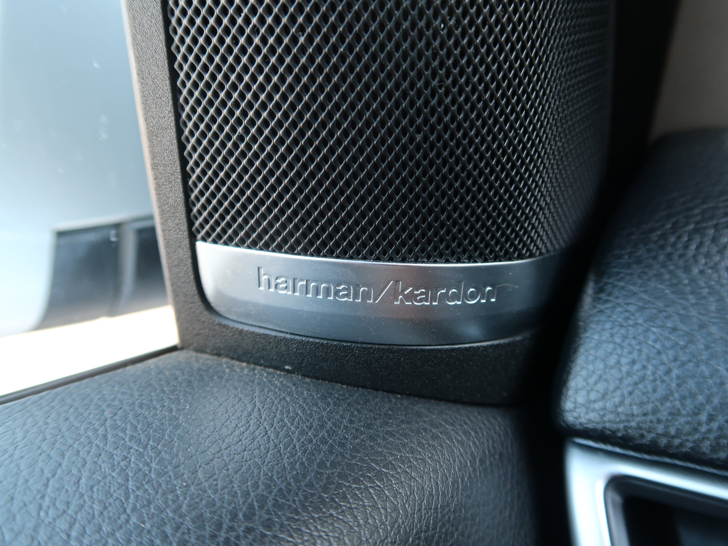 Used 2014 Mercedes-Benz GL 350 4MATIC 4dr GL 350 BlueTEC image 23