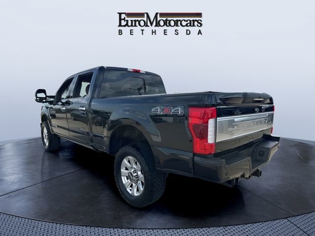 Used 2019 Ford F250 Platinum w/ Platinum Ultimate Package image 3