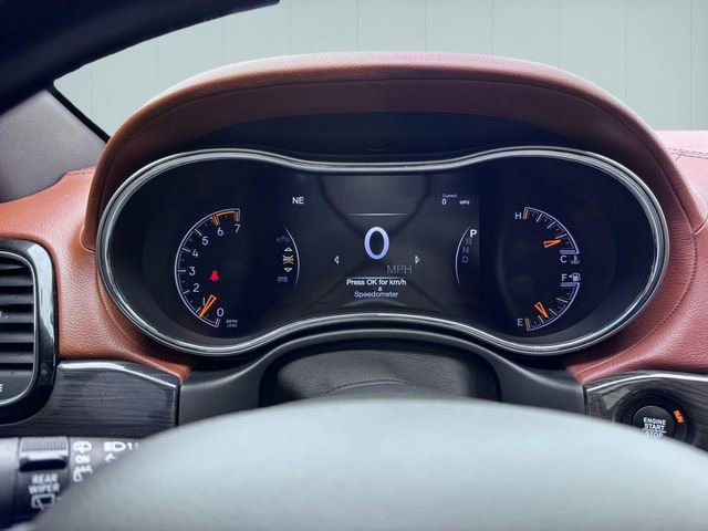 Used 2020 Jeep Grand Cherokee Overland image 16