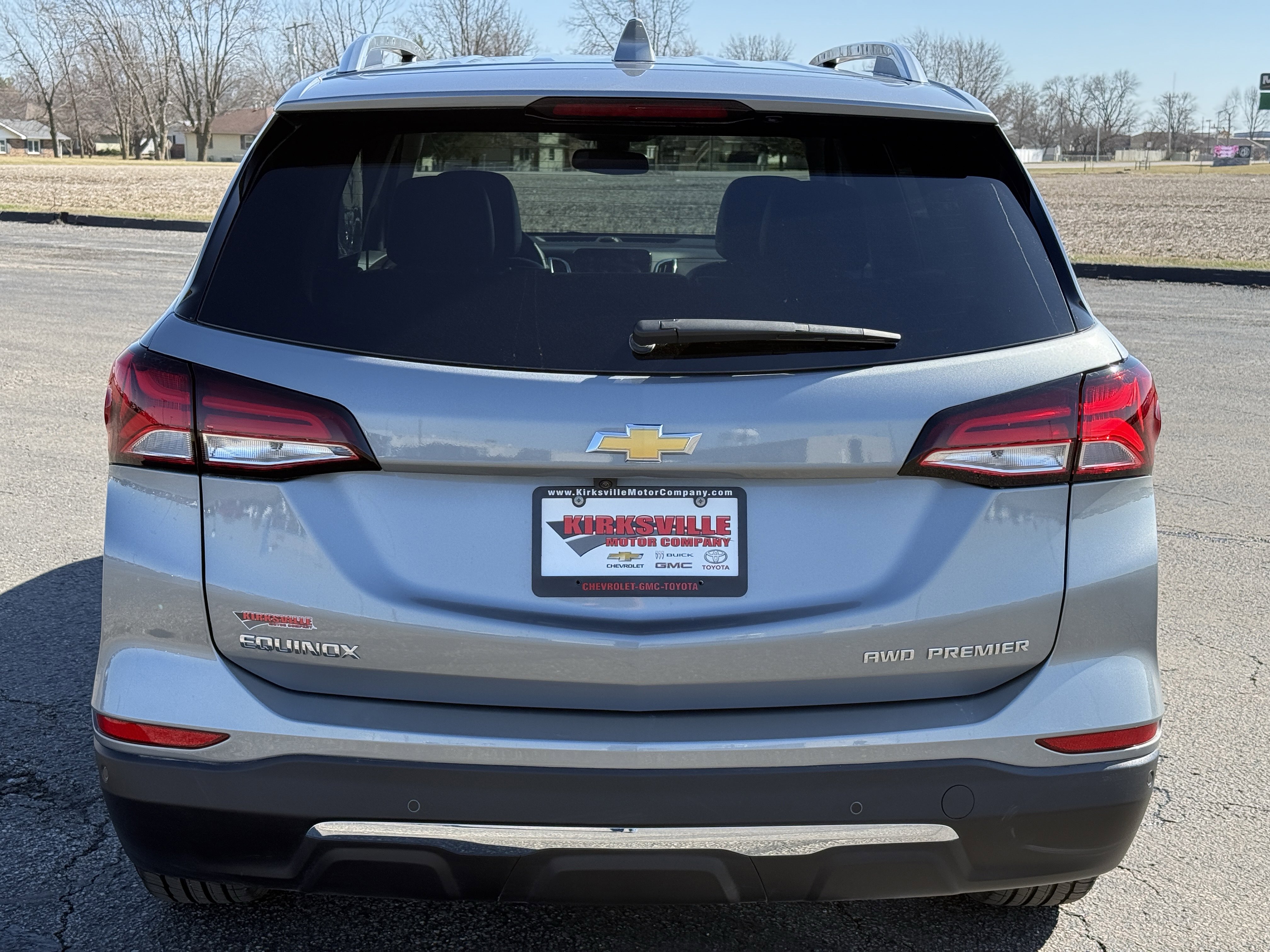 Used 2024 Chevrolet Equinox Premier image 4
