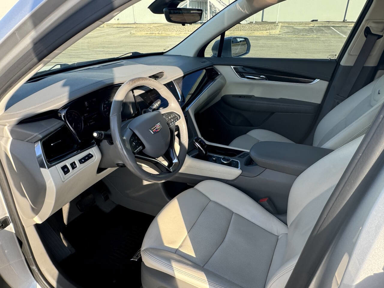 Used 2020 Cadillac XT6 Premium Luxury image 9