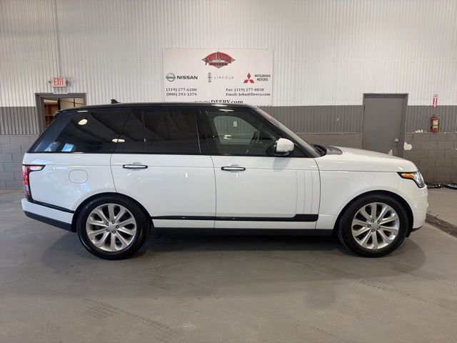 Used 2016 Land Rover Range Rover HSE image 2