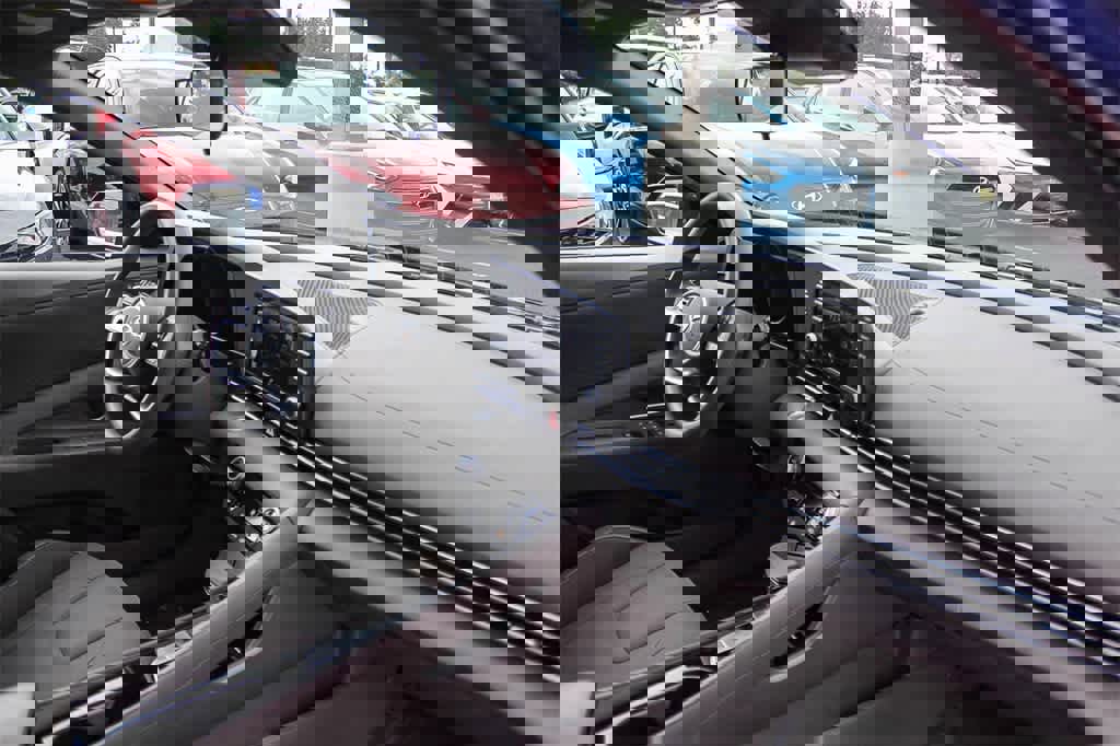 Used 2023 Hyundai Elantra Blue w/ Cargo Package image 18