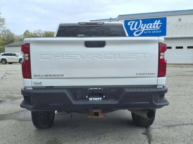 Used 2022 Chevrolet Silverado 2500 Custom w/ Custom Value Package AWD/4WD image 16