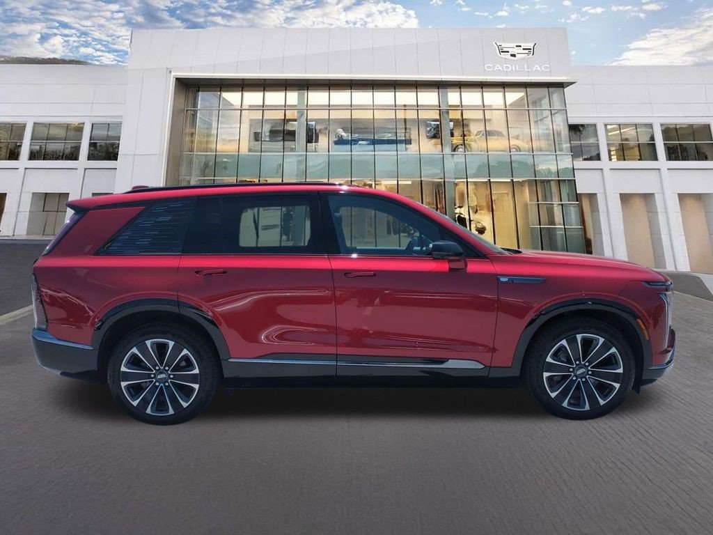 Certified 2026 Cadillac Vistiq Premium Luxury AWD/4WD image 4