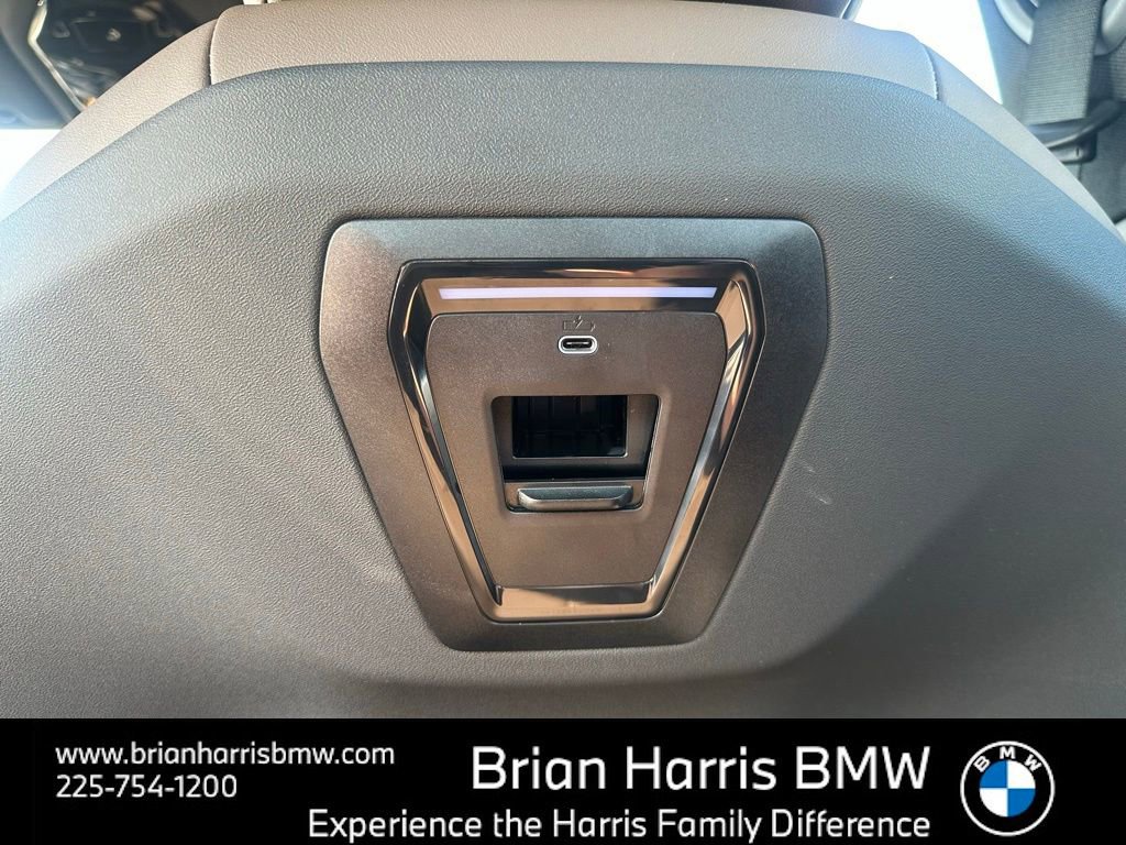 Certified 2025 BMW 530i image 26